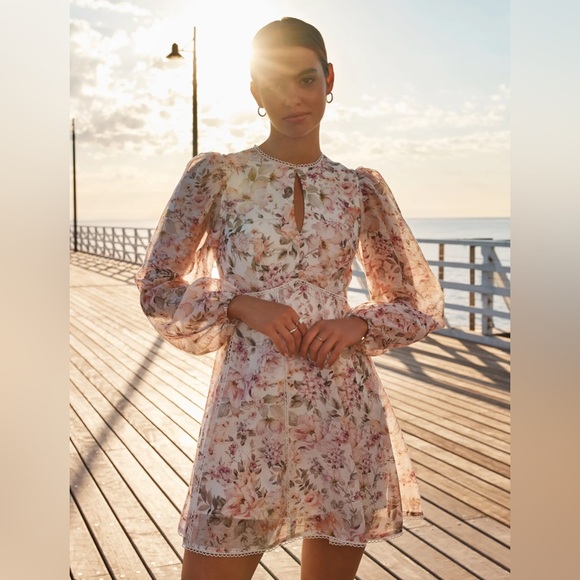 Ever New Dresses & Skirts - Ever New Melbourne Floral Mini Dress